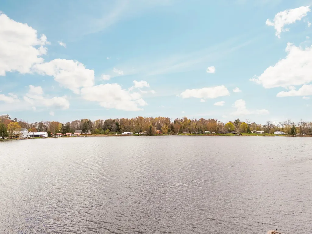 20041 E Chippewa Lake Drive Chippewa Township MI 49631