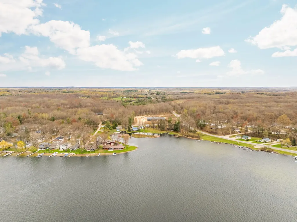 20041 E Chippewa Lake Drive Chippewa Township MI 49631