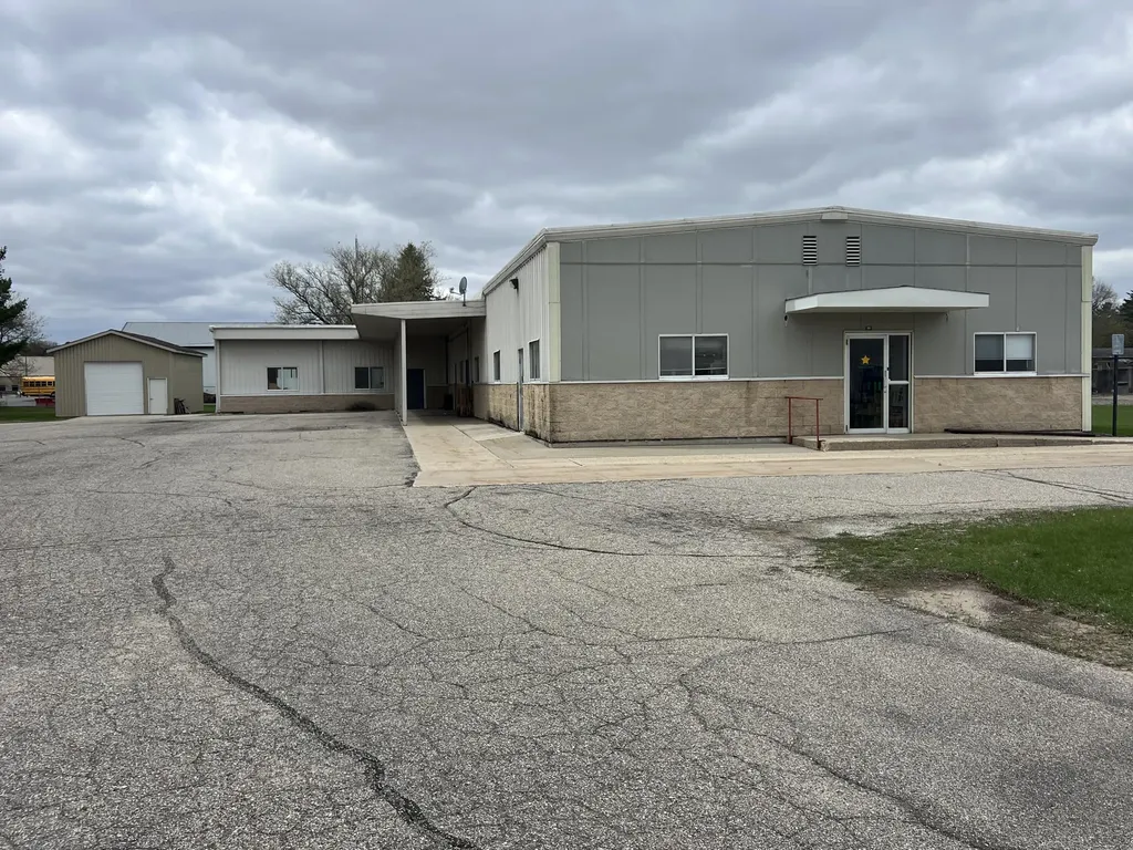 465 S Clay Street Newaygo City MI 49337