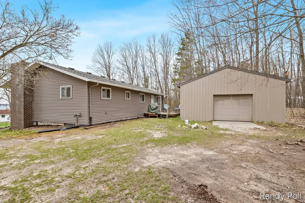 10116 Lakeshore Drive Chippewa Township MI 49320