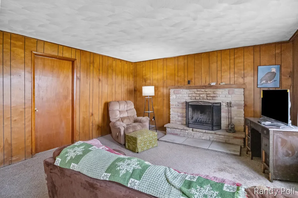 10116 Lakeshore Drive Chippewa Township MI 49320