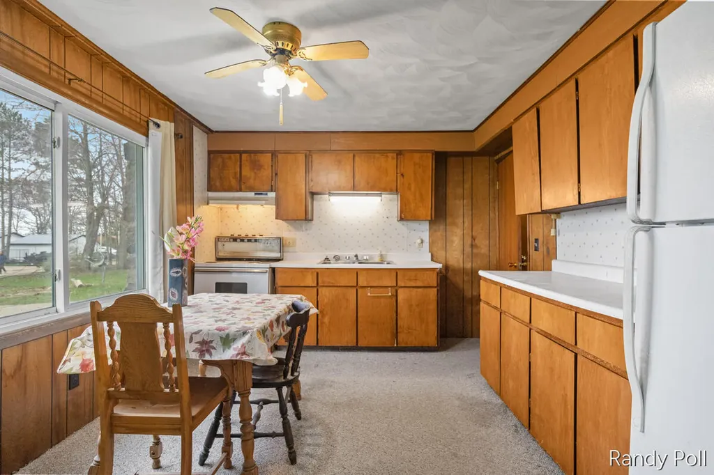 10116 Lakeshore Drive Chippewa Township MI 49320