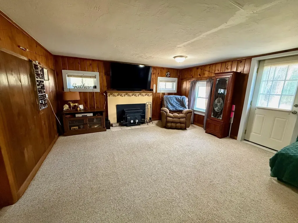 6090 W 76th Street Lake Township MI 49304