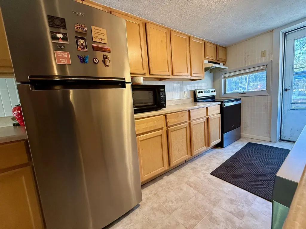 6090 W 76th Street Lake Township MI 49304