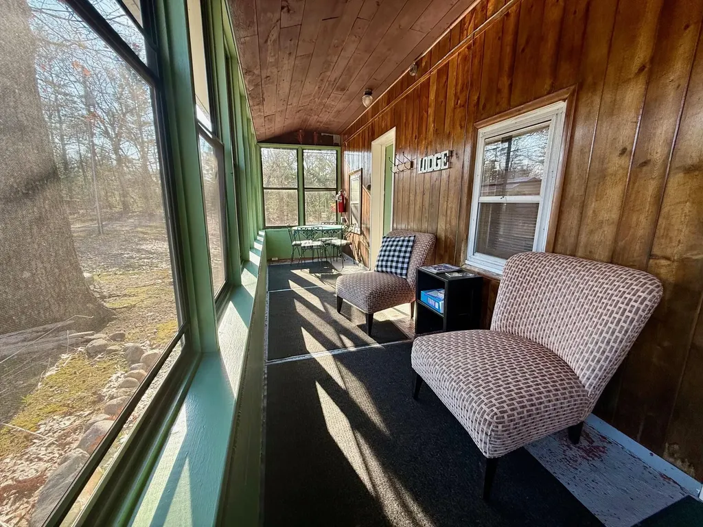 6090 W 76th Street Lake Township MI 49304