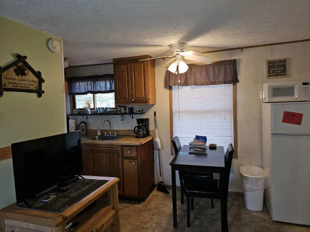 6090 W 76th Street Lake Township MI 49304