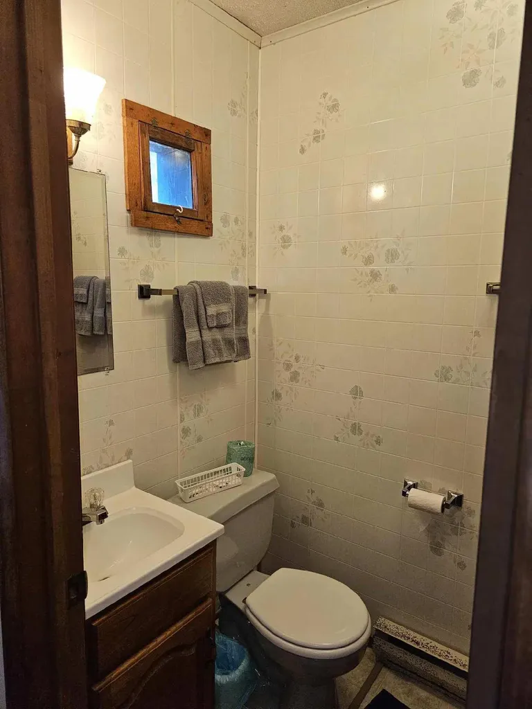 6090 W 76th Street Lake Township MI 49304