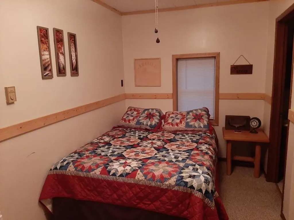6090 W 76th Street Lake Township MI 49304