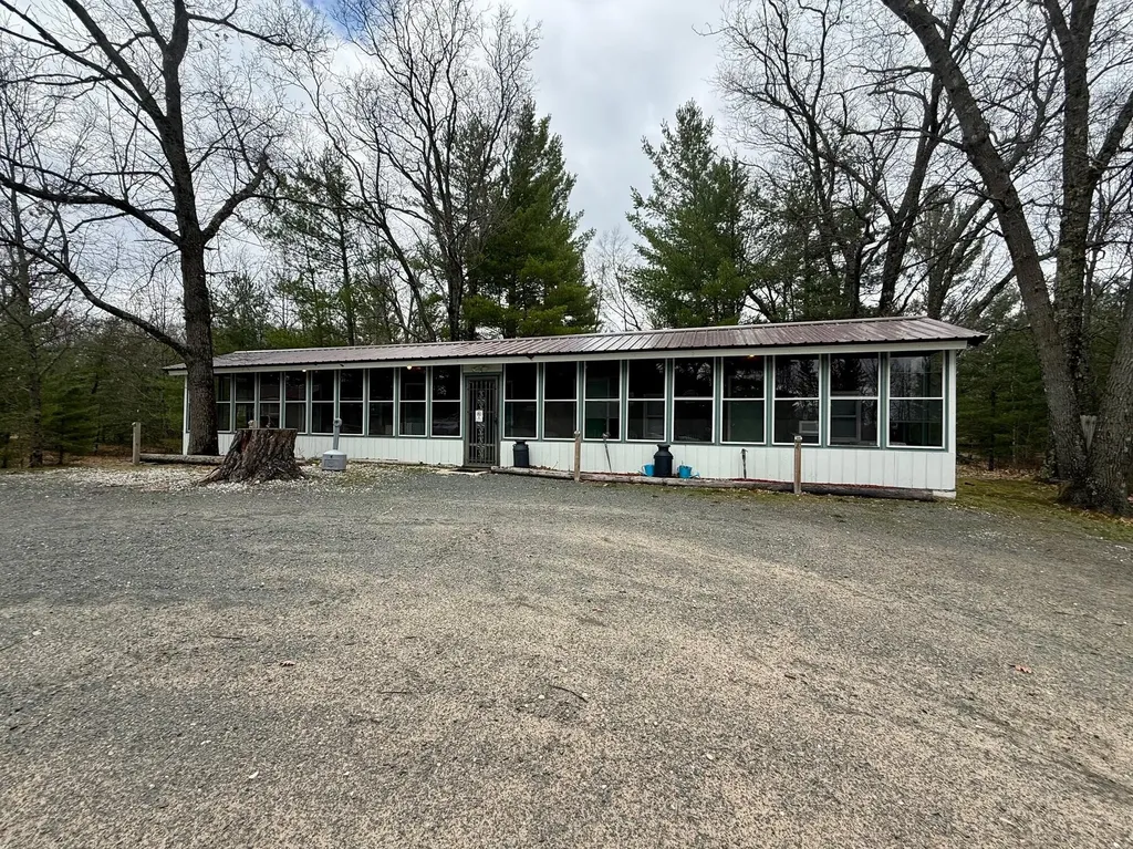 6090 W 76th Street Lake Township MI 49304