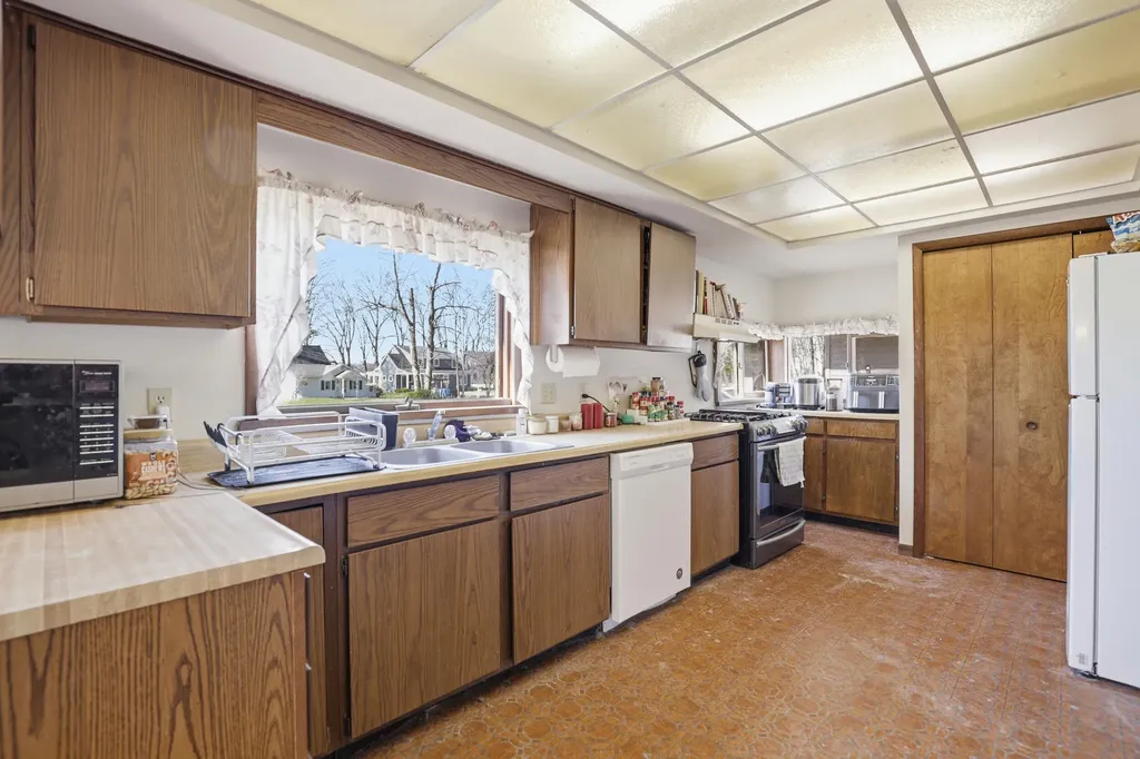 15359 N Clear Lake Drive Colfax Township MI 49307