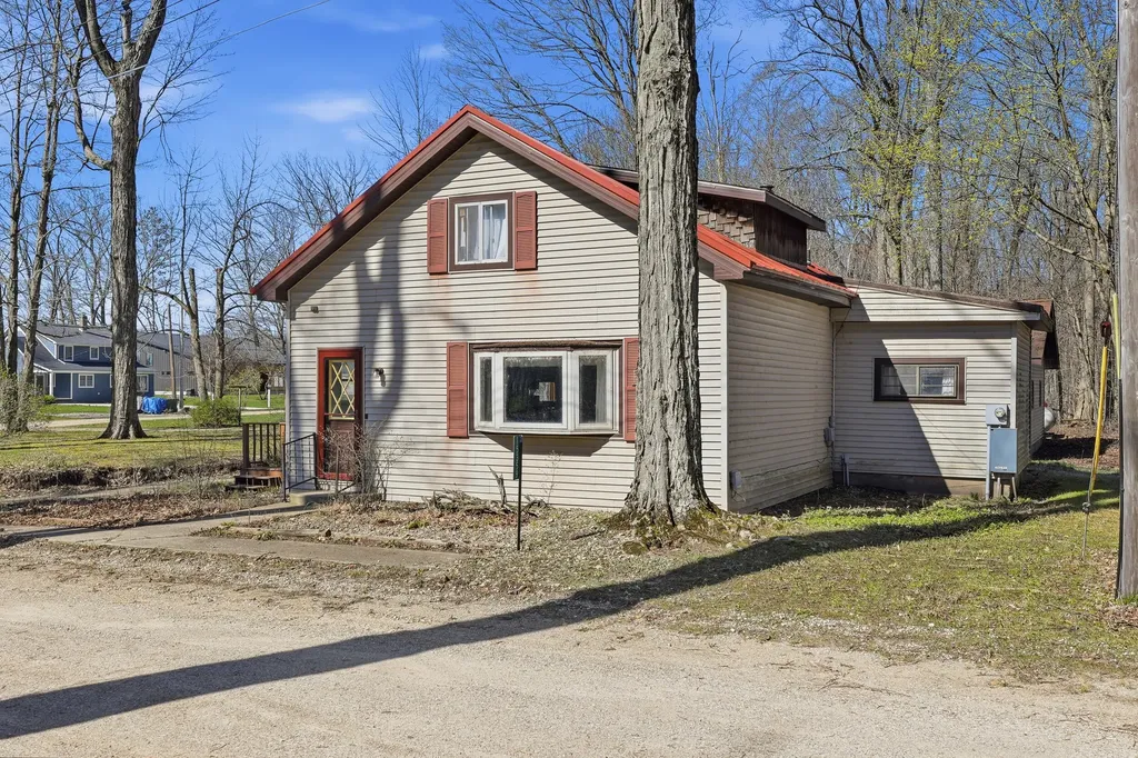 15359 N Clear Lake Drive Colfax Township MI 49307