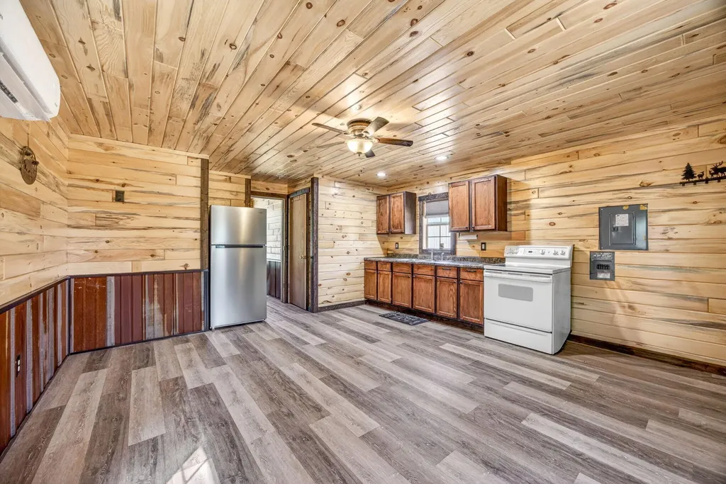 4179 N Lakola Road Ellsworth Township MI 49655