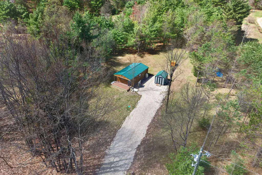 4179 N Lakola Road Ellsworth Township MI 49655