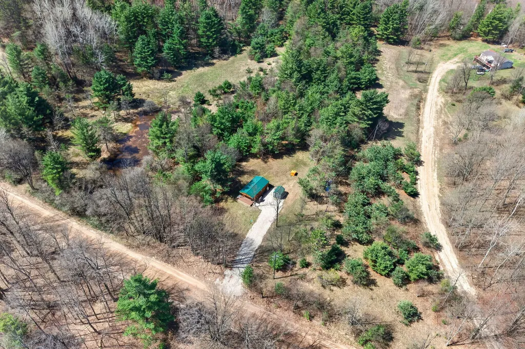 4179 N Lakola Road Ellsworth Township MI 49655