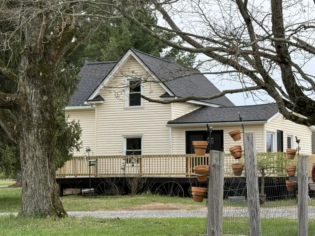 9363 E 56th Street E Croton Township MI 49337