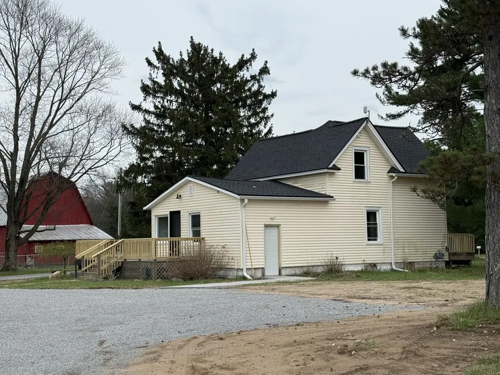 9363 E 56th Street E Croton Township MI 49337