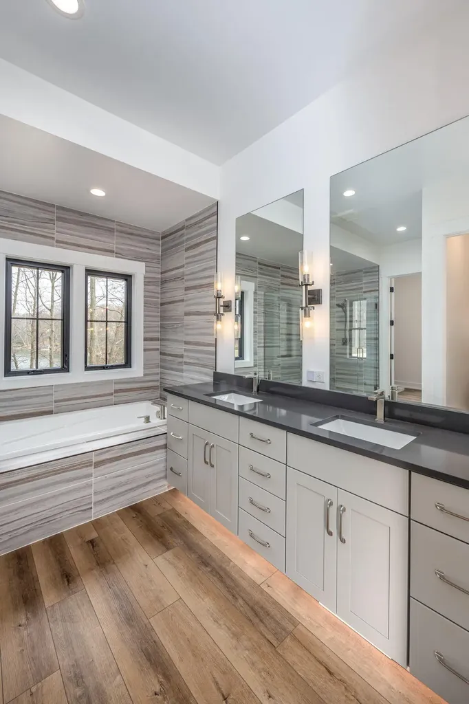 8670 N Island Drive Morton Township MI 49346