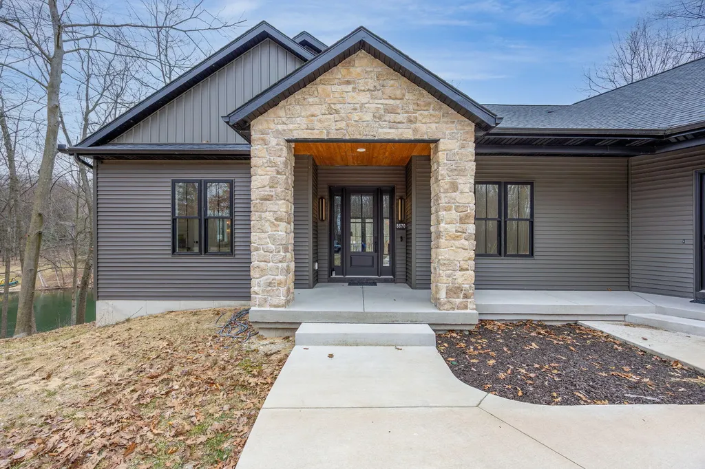 8670 N Island Drive Morton Township MI 49346