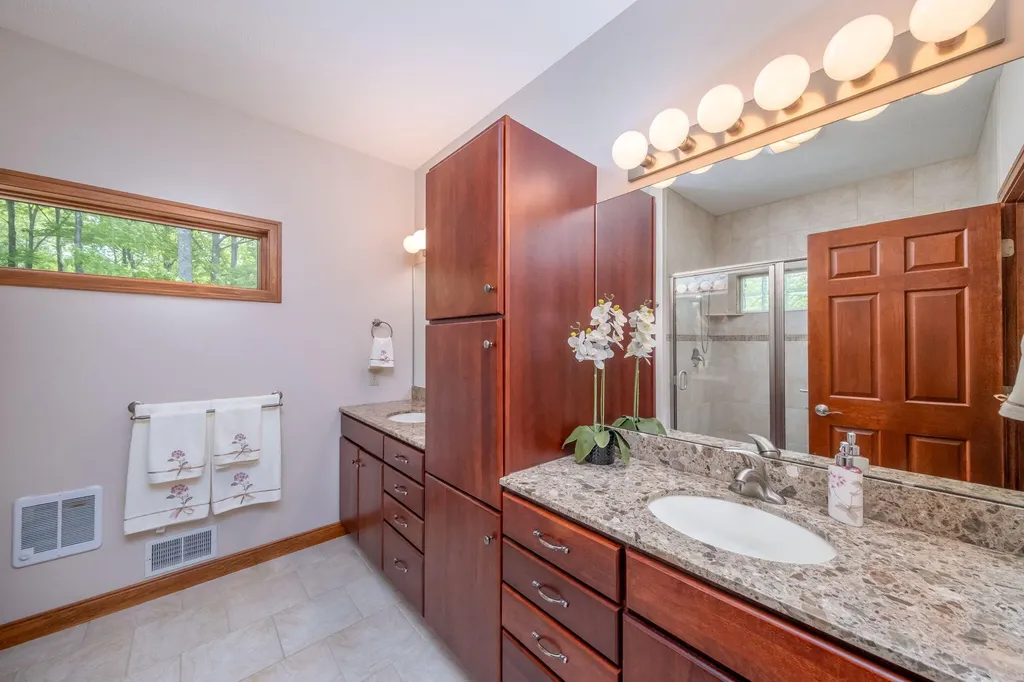 6511 Dublin Drive Morton Township MI 49346