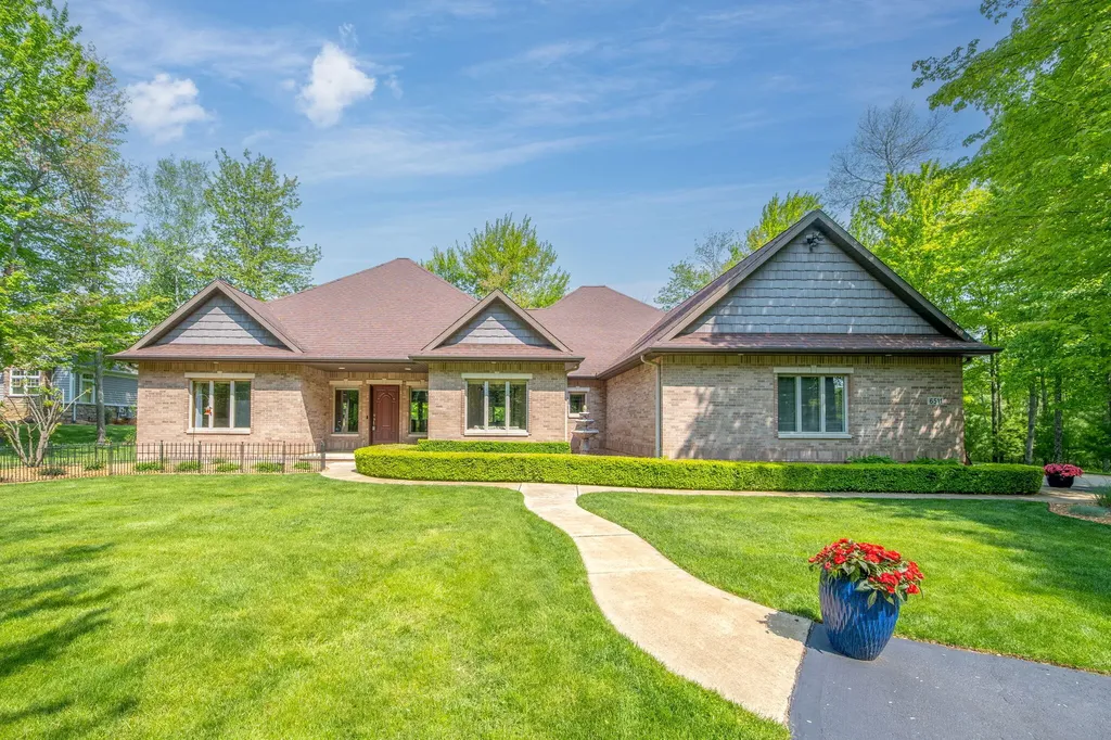 6511 Dublin Drive Morton Township MI 49346
