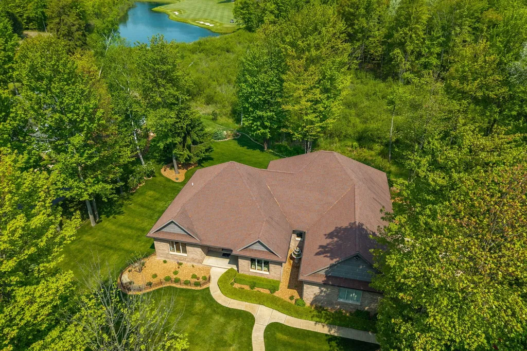 6511 Dublin Drive Morton Township MI 49346