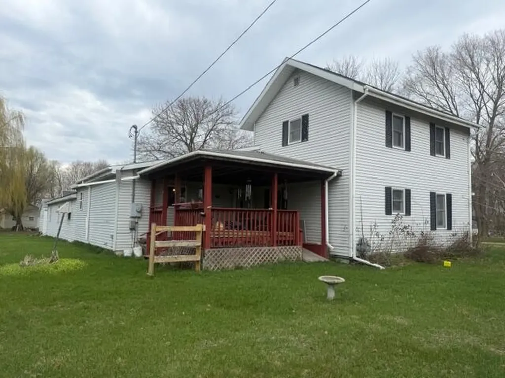 217 John Street Newaygo City MI 49337