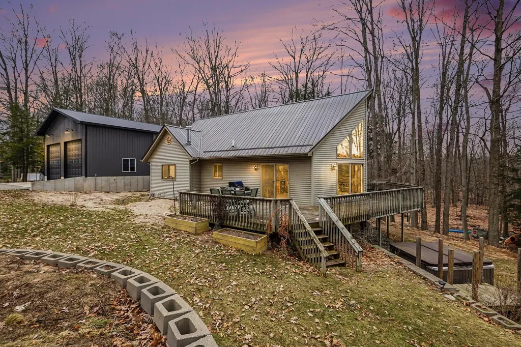 8906 E Spring Hill Newfield Township MI 49421