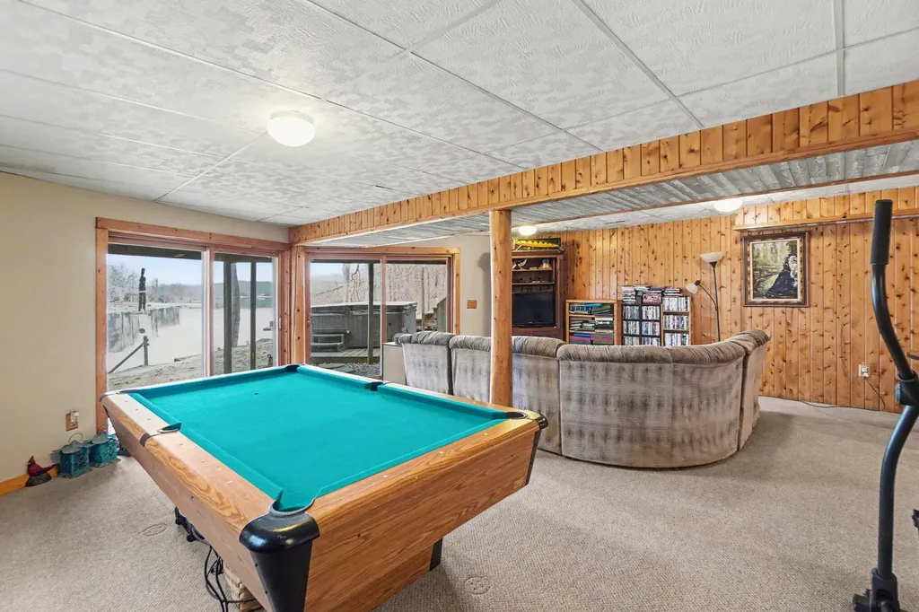 8906 E Spring Hill Newfield Township MI 49421