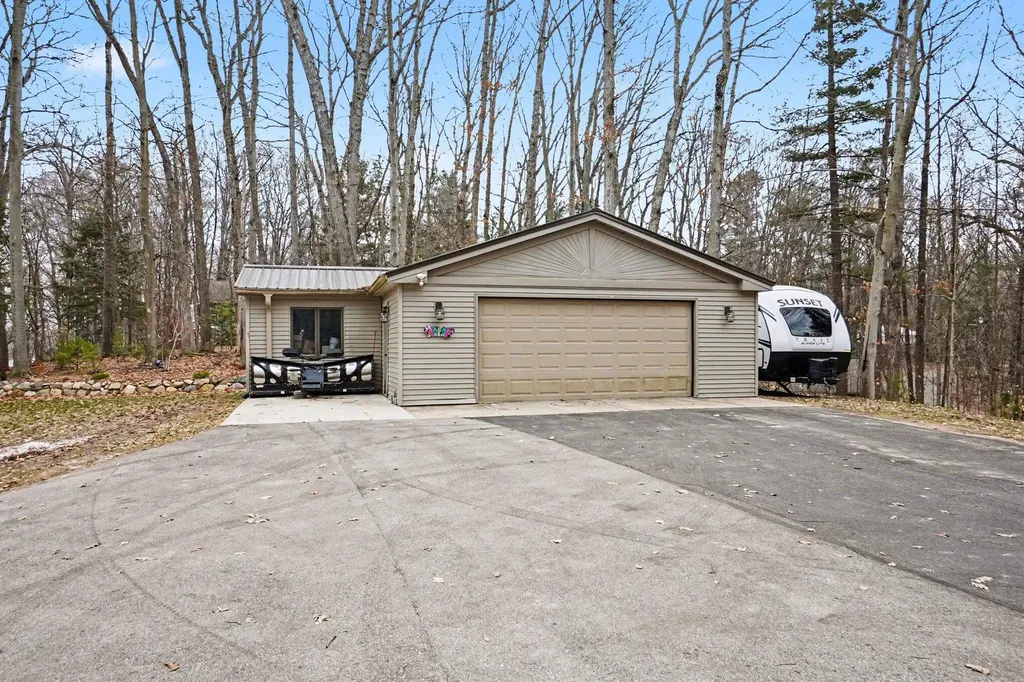 8906 E Spring Hill Newfield Township MI 49421