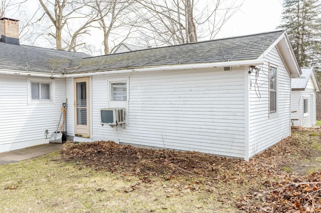 260 S Scott Street Aetna Township MI 49336