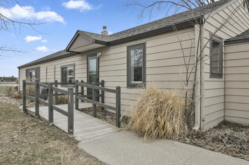 18554 Northland Drive Green Charter Township MI 49307