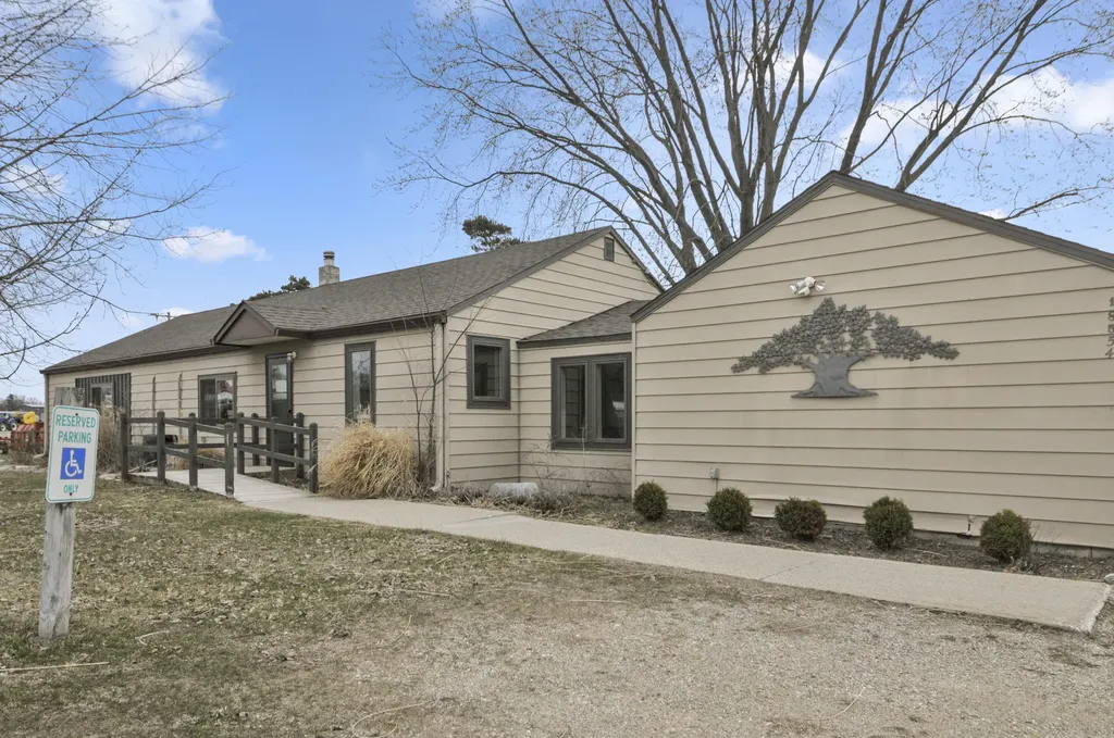 18554 Northland Drive Green Charter Township MI 49307