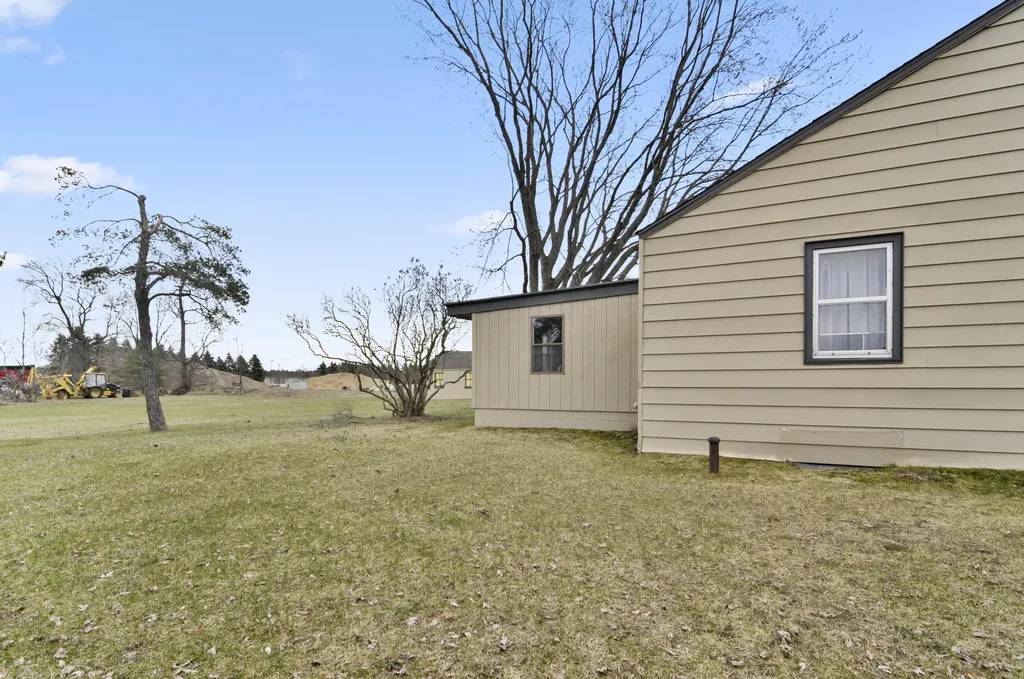 18554 Northland Drive Green Charter Township MI 49307