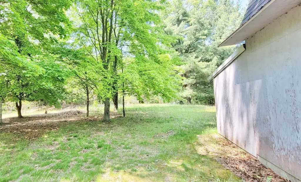 5350 E Crystal Lake Road Holton Township MI 49425