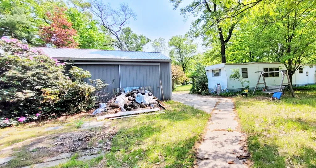 5350 E Crystal Lake Road Holton Township MI 49425