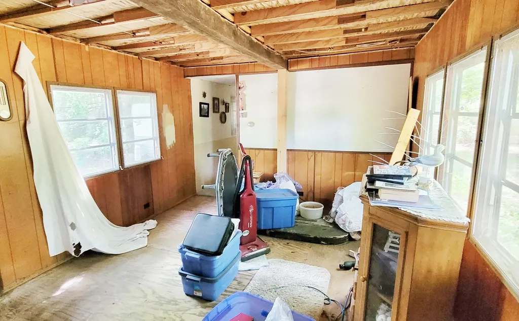 5350 E Crystal Lake Road Holton Township MI 49425