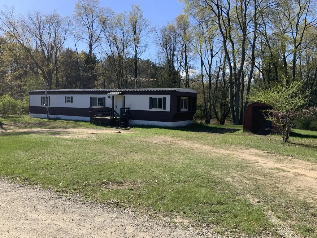 17871 3 Mile Unknown City MI 49639
