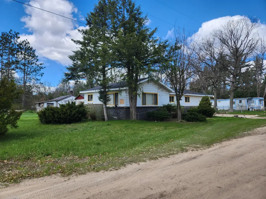 1260 W Baldwin Road Pleasant Plains Township MI 49304
