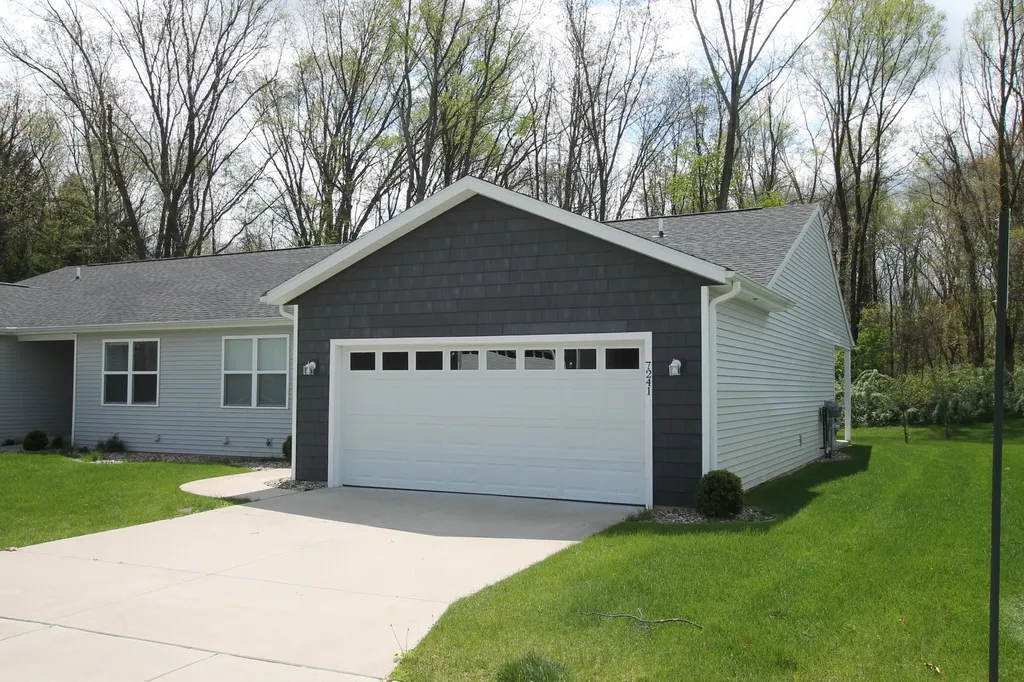 7241 Glendora Lane Oshtemo Charter Township MI 49009
