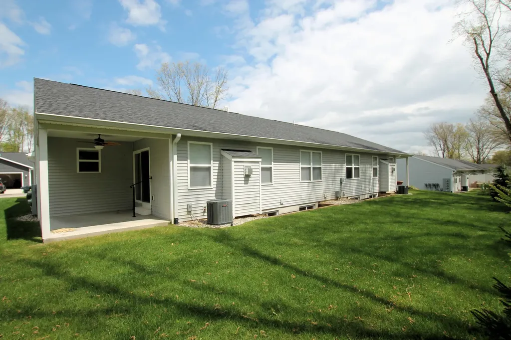 7241 Glendora Lane Oshtemo Charter Township MI 49009