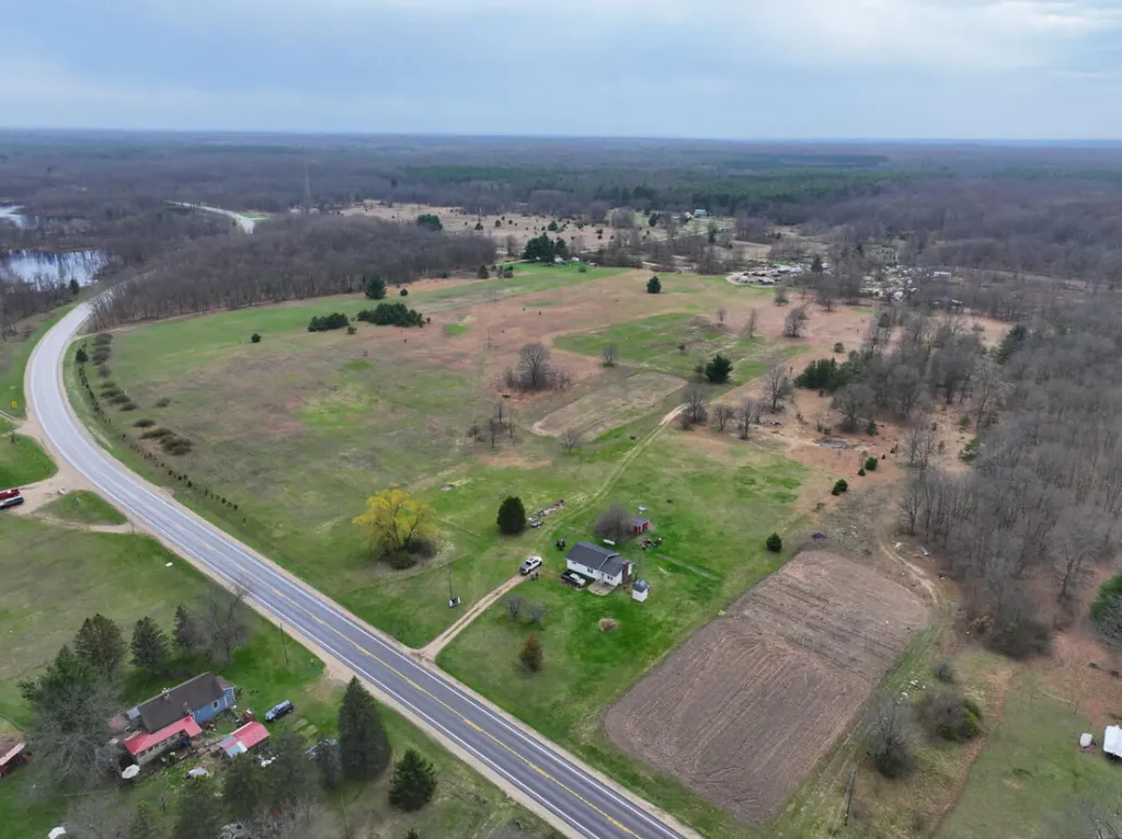 5771 N Woodbridge Road Merrill Township MI 49349