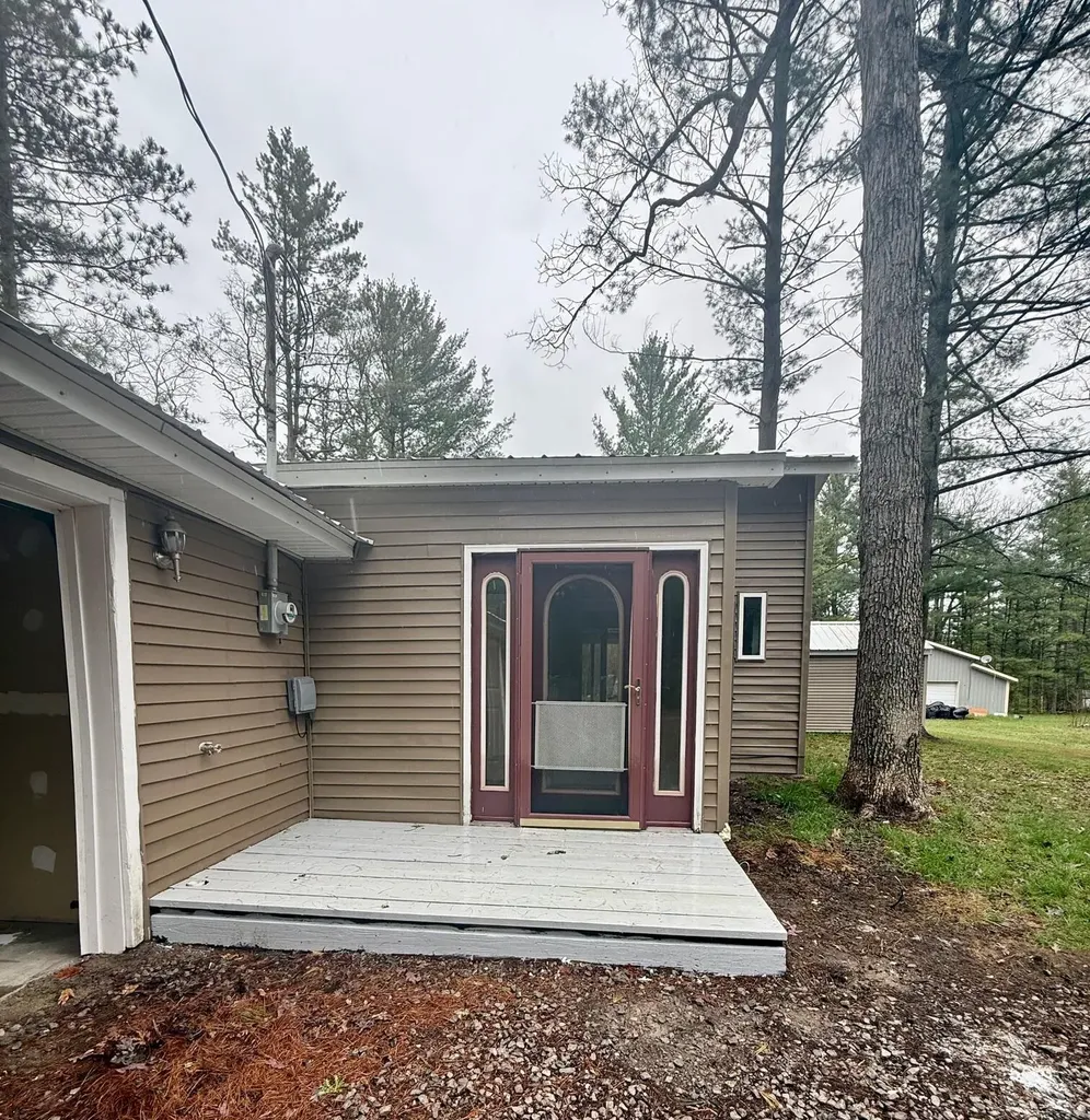 2408 W Northland Drive Pleasant Plains Township MI 49304