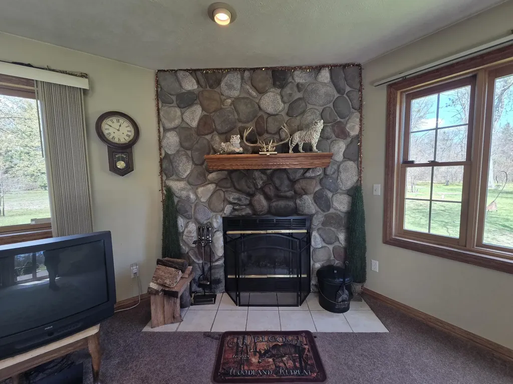2074 E 36th Street Cherry Valley Township MI 49642