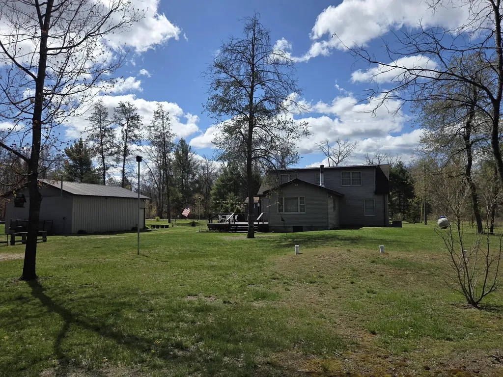 2074 E 36th Street Cherry Valley Township MI 49642