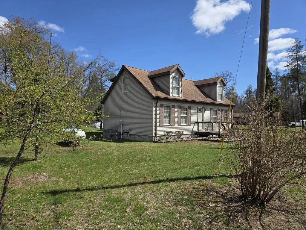 2074 E 36th Street Cherry Valley Township MI 49642
