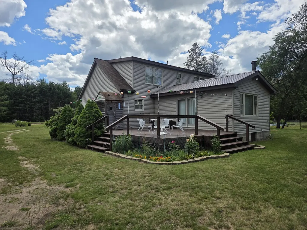 2074 E 36th Street Cherry Valley Township MI 49642