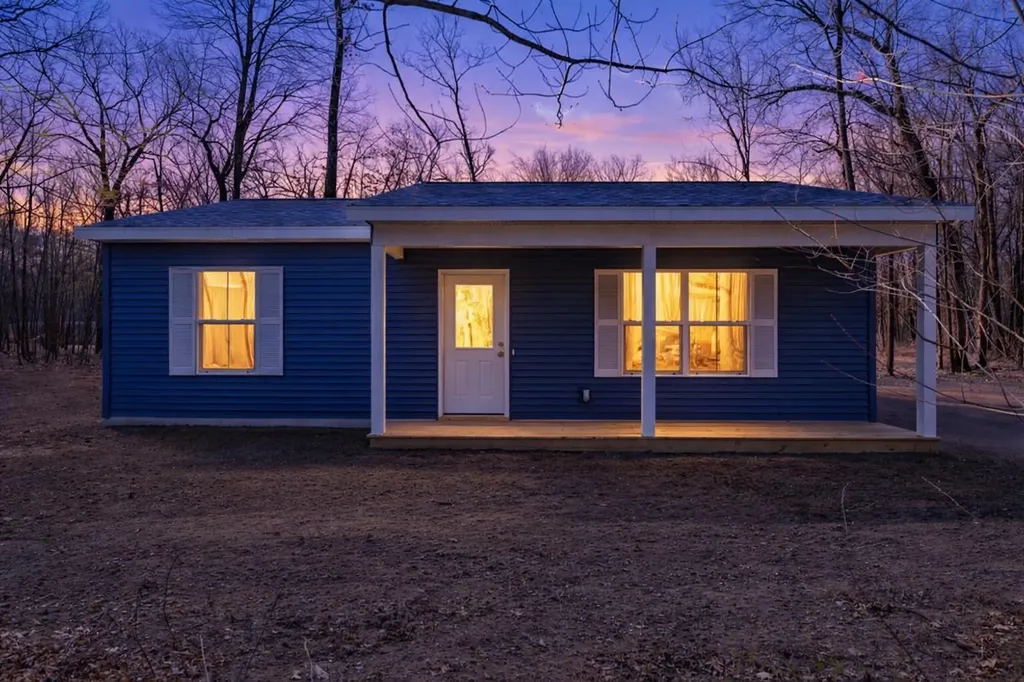 8992 Mackinaw Trail Drive Reynolds Township MI 49329