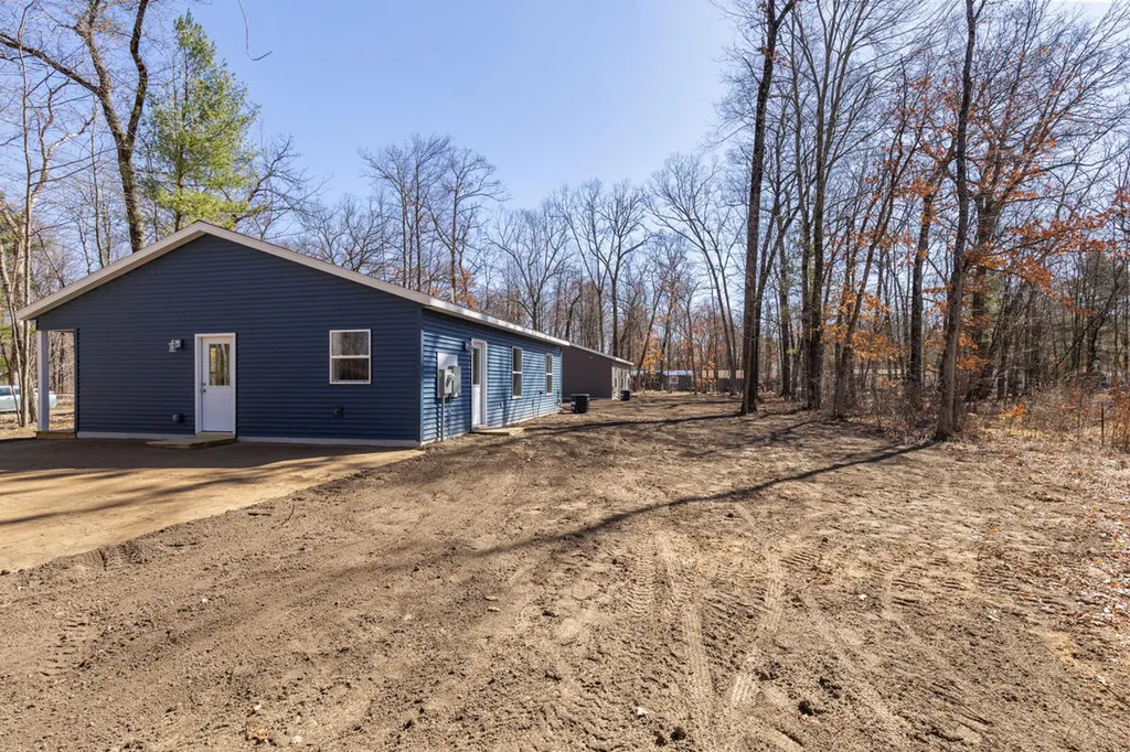 8992 Mackinaw Trail Drive Reynolds Township MI 49329