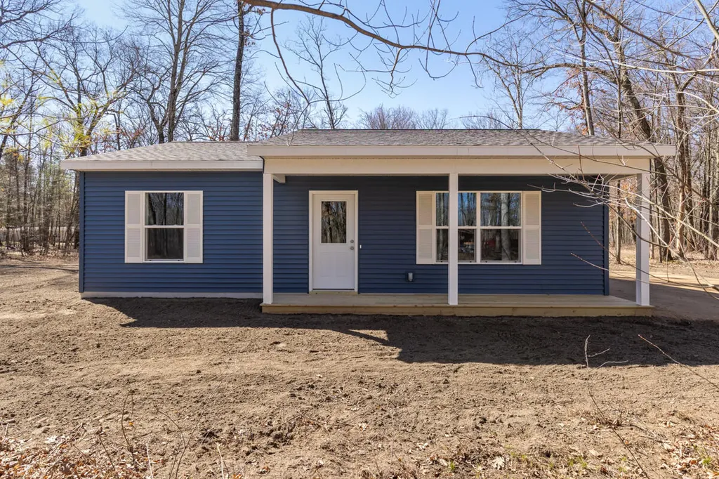 8992 Mackinaw Trail Drive Reynolds Township MI 49329
