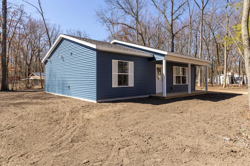 8992 Mackinaw Trail Drive Reynolds Township MI 49329